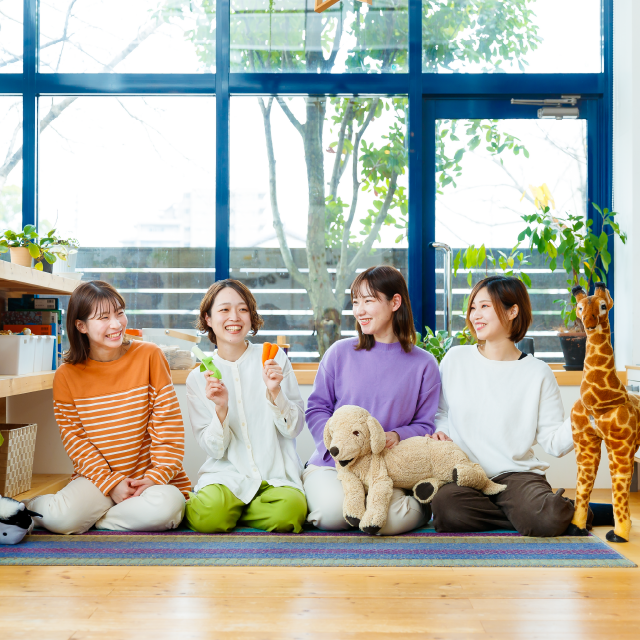 保育士兼設計アシスタントの仕事