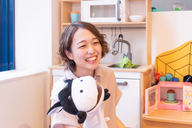 保育士 小嶋 華歩